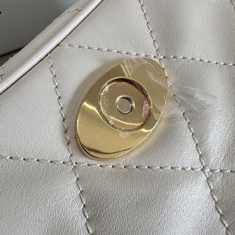 Bv*b*rry satchel bags